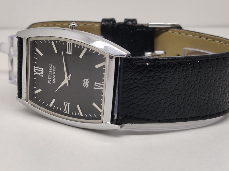 Seiko 5 Black Dial quartz Watch