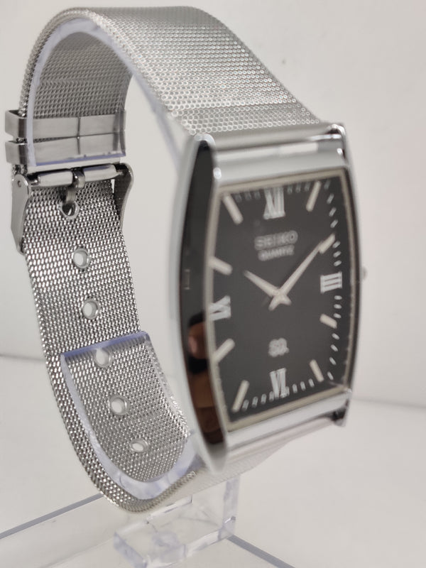 Seiko 5 Black Dial quartz Watch