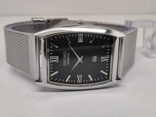 Seiko 5 Black Dial quartz Watch