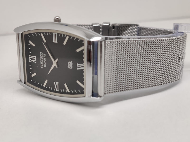 Seiko 5 Black Dial quartz Watch