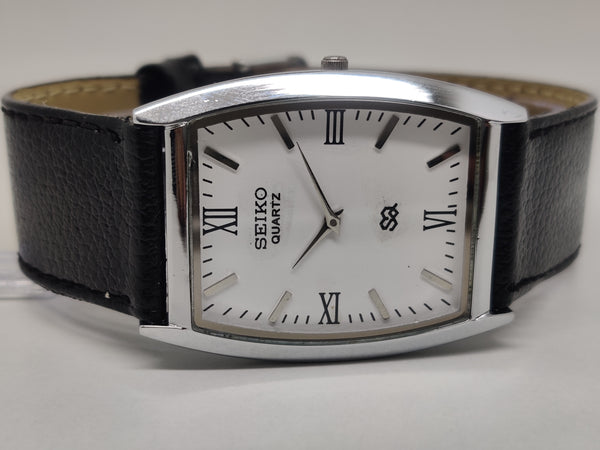 Seiko 5 Black Dial quartz Watch