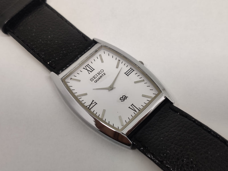 Seiko 5 Black Dial quartz Watch