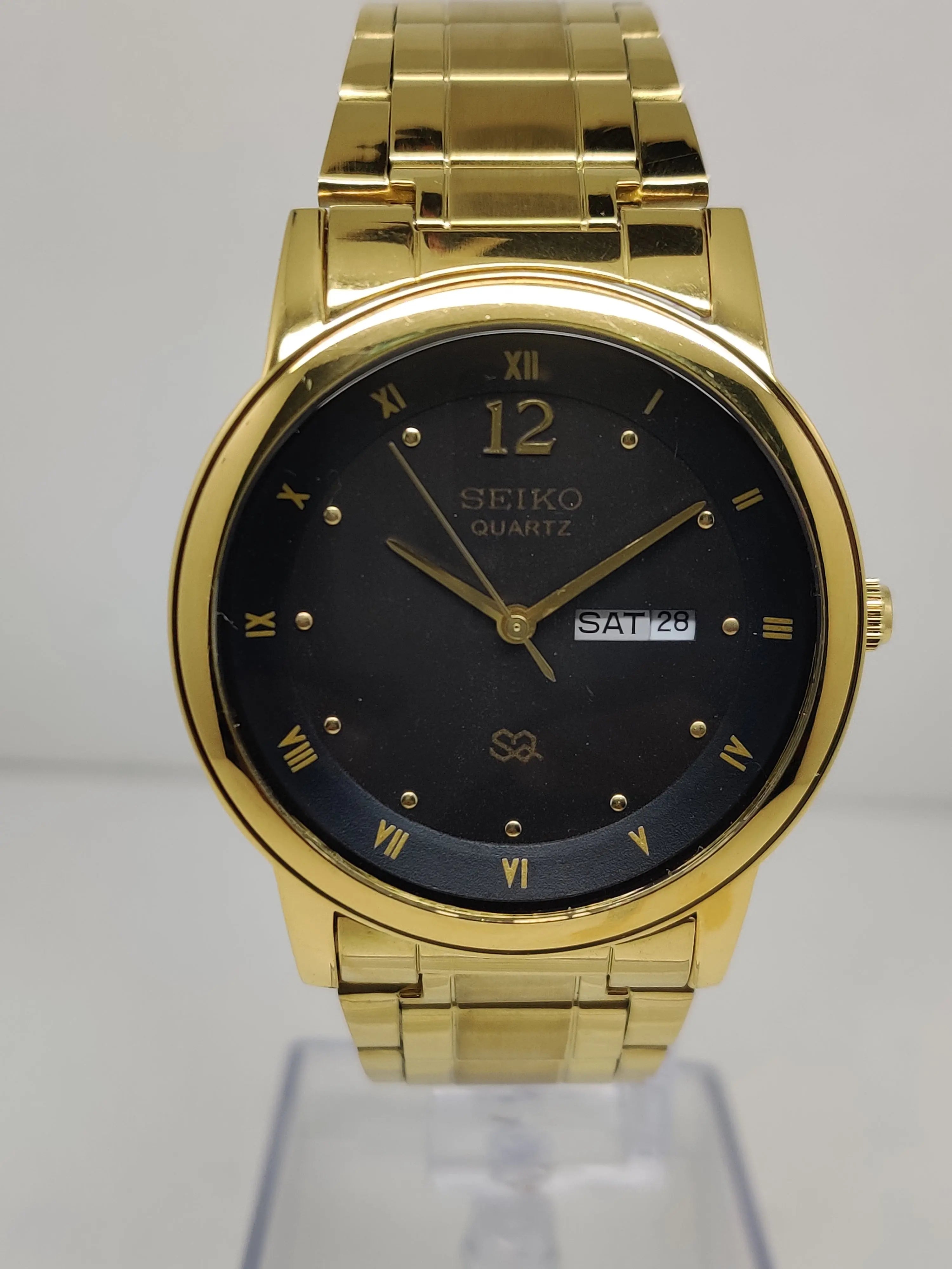 Seiko 5 Black Dial quartz Watch - National Watches