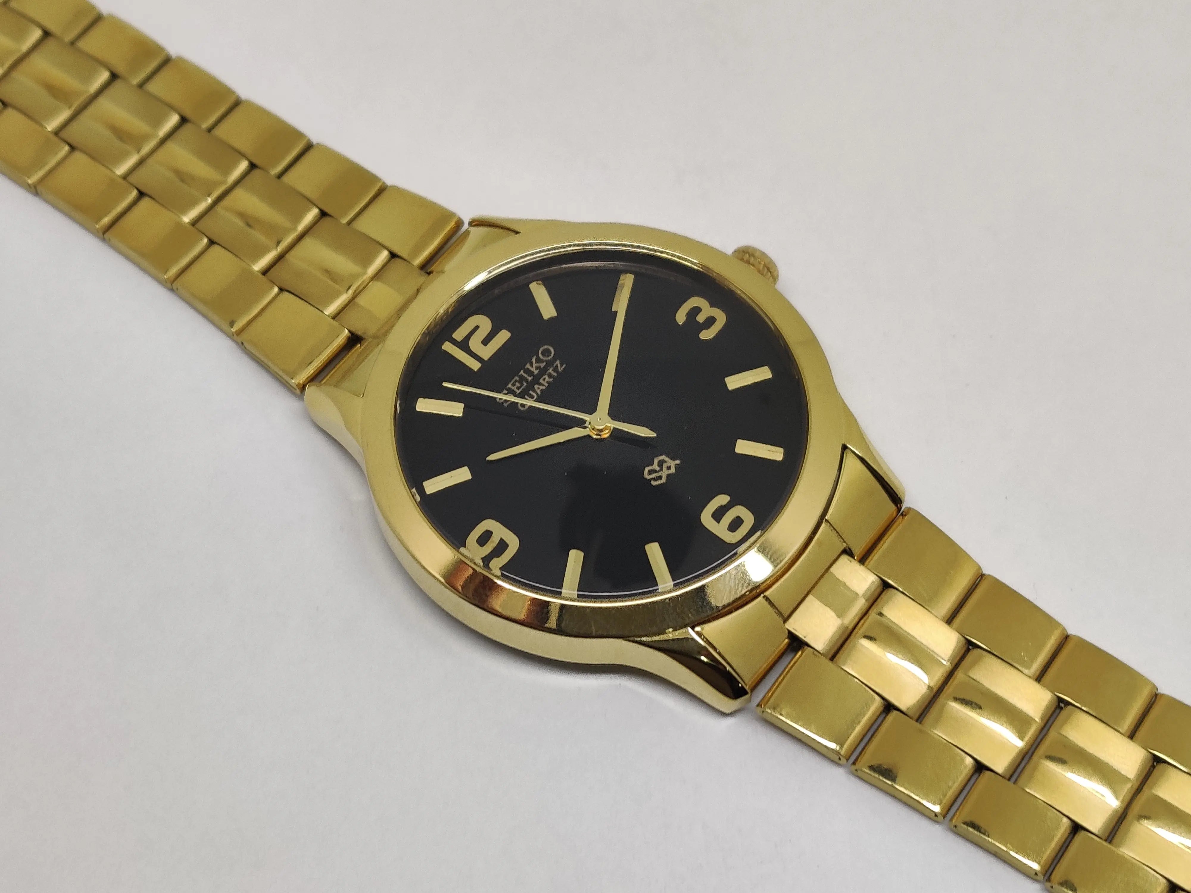 Seiko Silim Quartz Watch – Sleek, Durable & Stylish Timepiece for Men/Women - National Watches