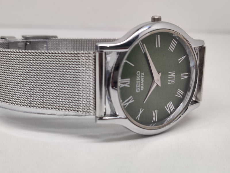 Seiko 5 Black Dial quartz Watch