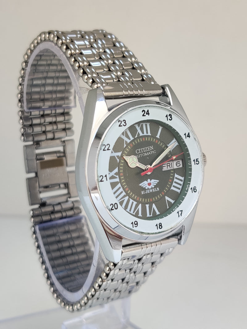 Citizen Automatic 8200 Movement stainless steel Japan Made 21 Jewels Men s Wrist Watch