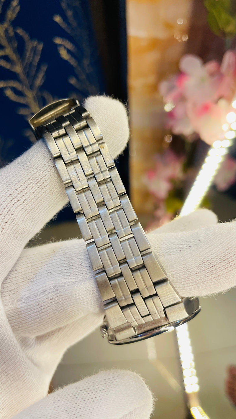 (Super Rare) 1983 Seiko 5 Automatic 7S26 with Glass Back Vintage Watch (Pre Owned