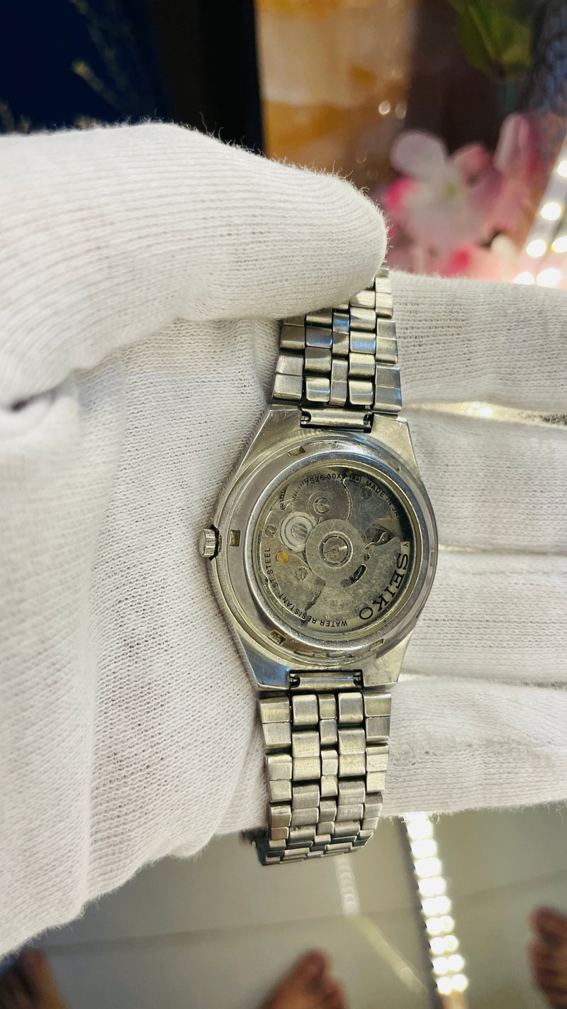 (Super Rare) 1983 Seiko 5 Automatic 7S26 with Glass Back Vintage Watch (Pre Owned