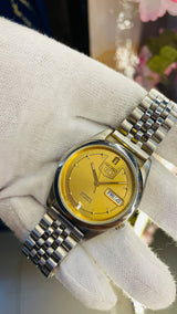 (Super Rare) 1983 Seiko 5 Automatic 7S26 with Glass Back Vintage Watch (Pre Owned