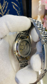 (Super Rare) 1983 Seiko 5 Automatic 7S26 with Glass Back Vintage Watch (Pre Owned