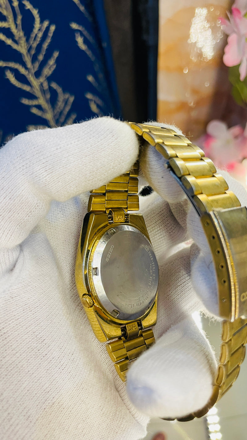 (Super Rare) 1983 Seiko 5 Automatic 7S36 with Glass Back Vintage Watch (Pre Owned