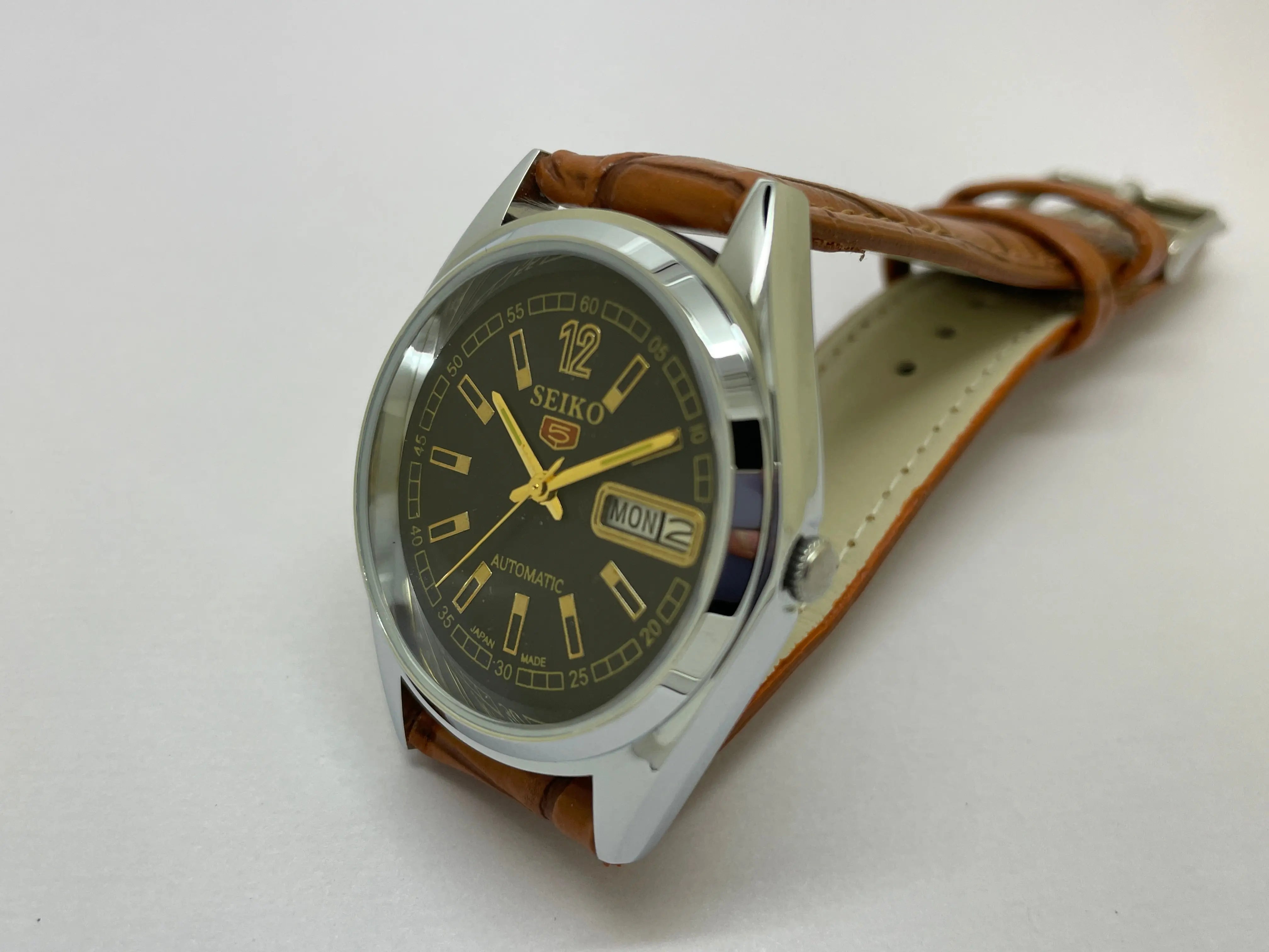 Seiko 5 Black Dial Automatic Vintage Watch National Watches