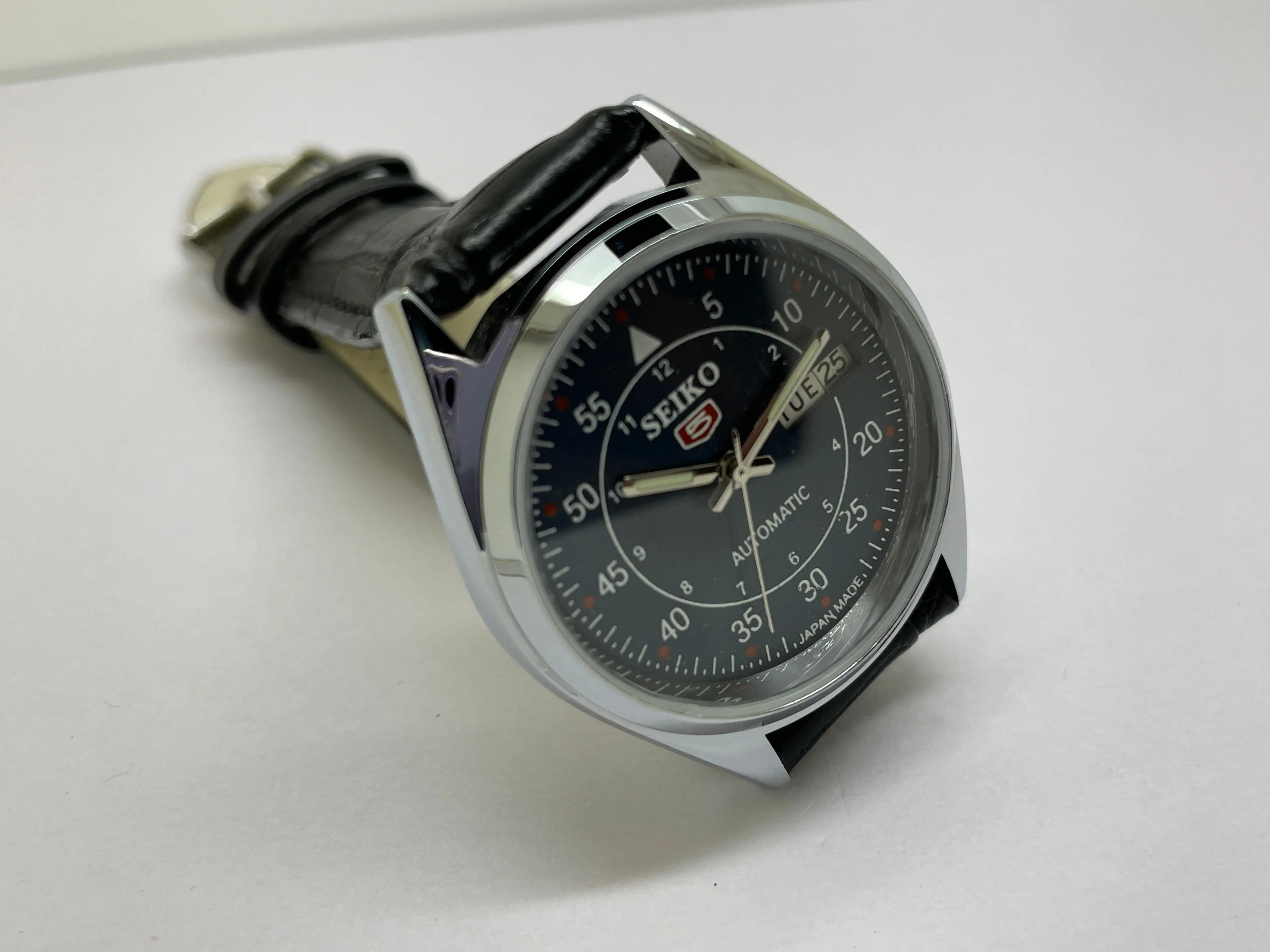 Seiko 5 Black Dial Automatic Vintage Watch National Watches