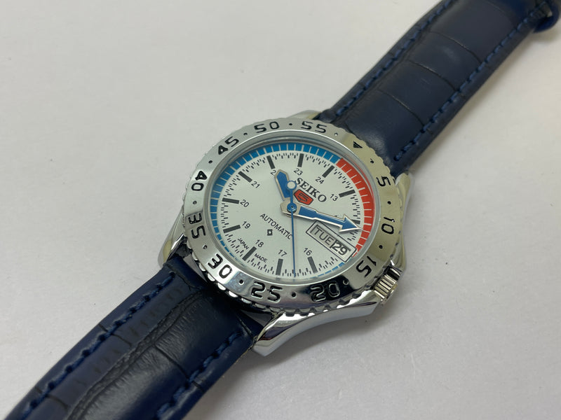 Seiko 5 Black Dial Automatic Vintage Watch sports