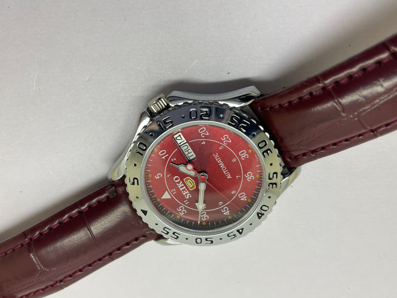 Seiko 5 Sports Automatic Refurbished Watch Vintage Style Reliable Japanese Movement - National Watches