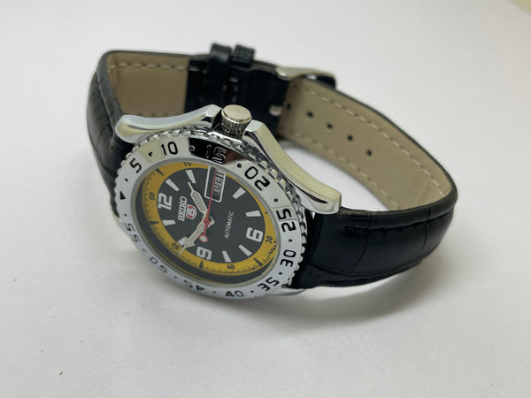 Seiko 5 Black Dial Automatic Vintage Watch sports