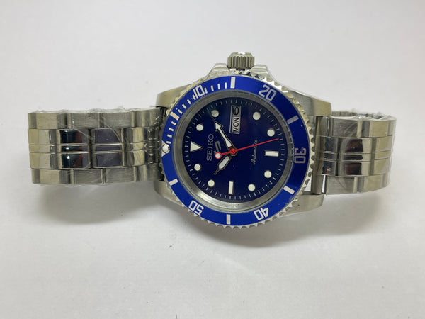 Seiko 5 Black Dial Automatic Vintage Watch sports