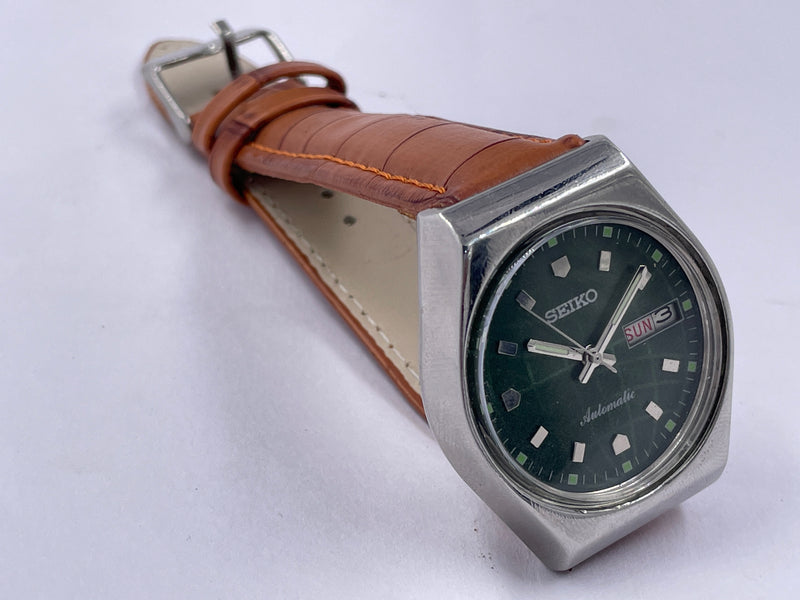 Seiko 5 Black Dial Automatic Vintage Watch