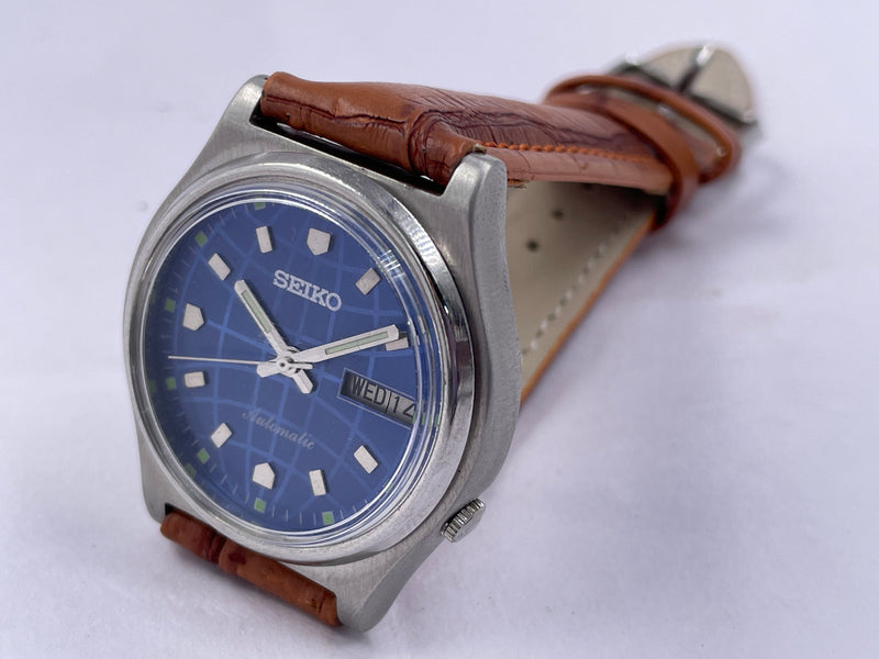 Seiko 5 Black Dial Automatic Vintage Watch
