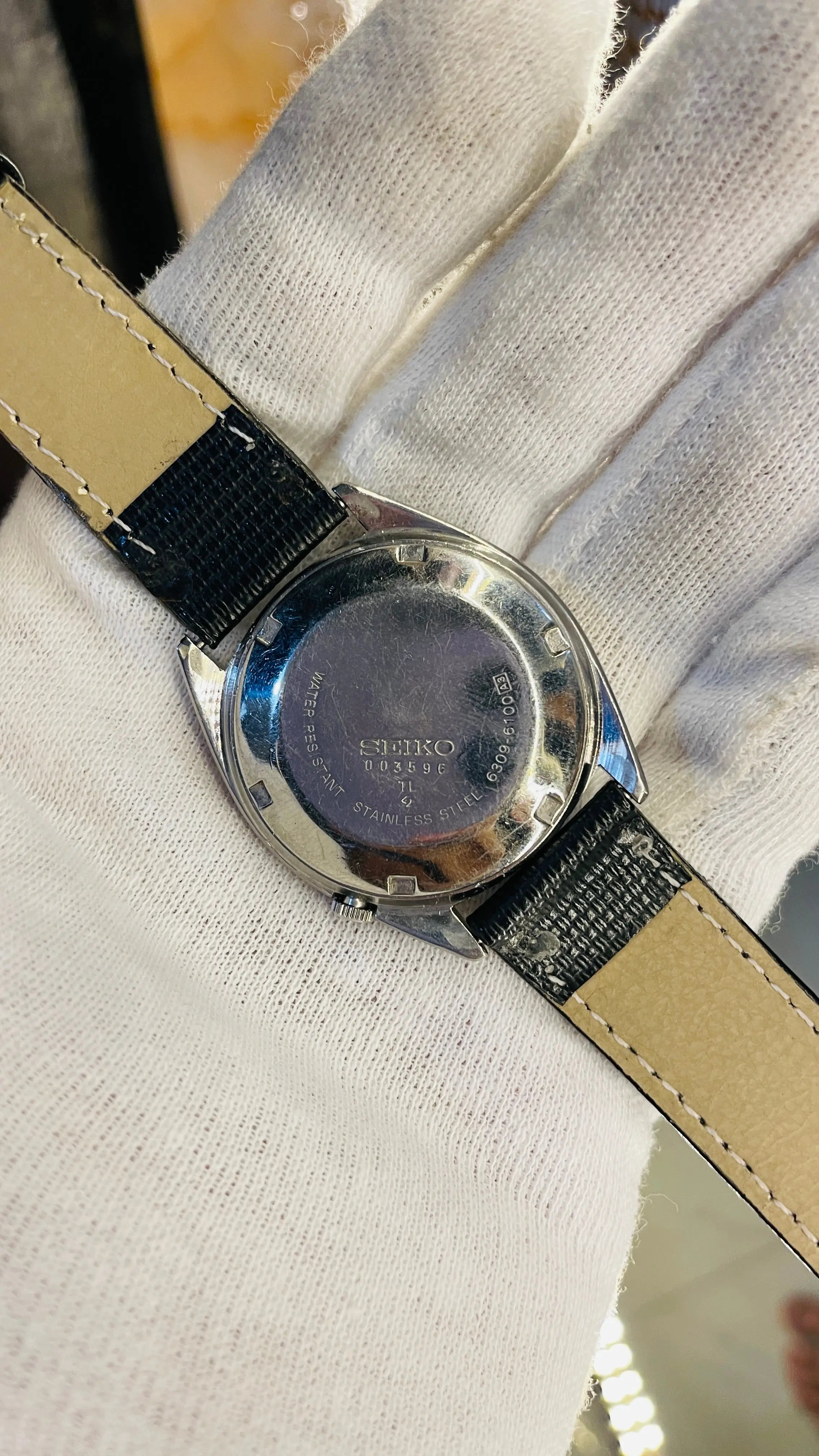 Seiko 5 Automatic Men’s Watch – Vintage Japan Model | Restored & Ready to Wear National Watches