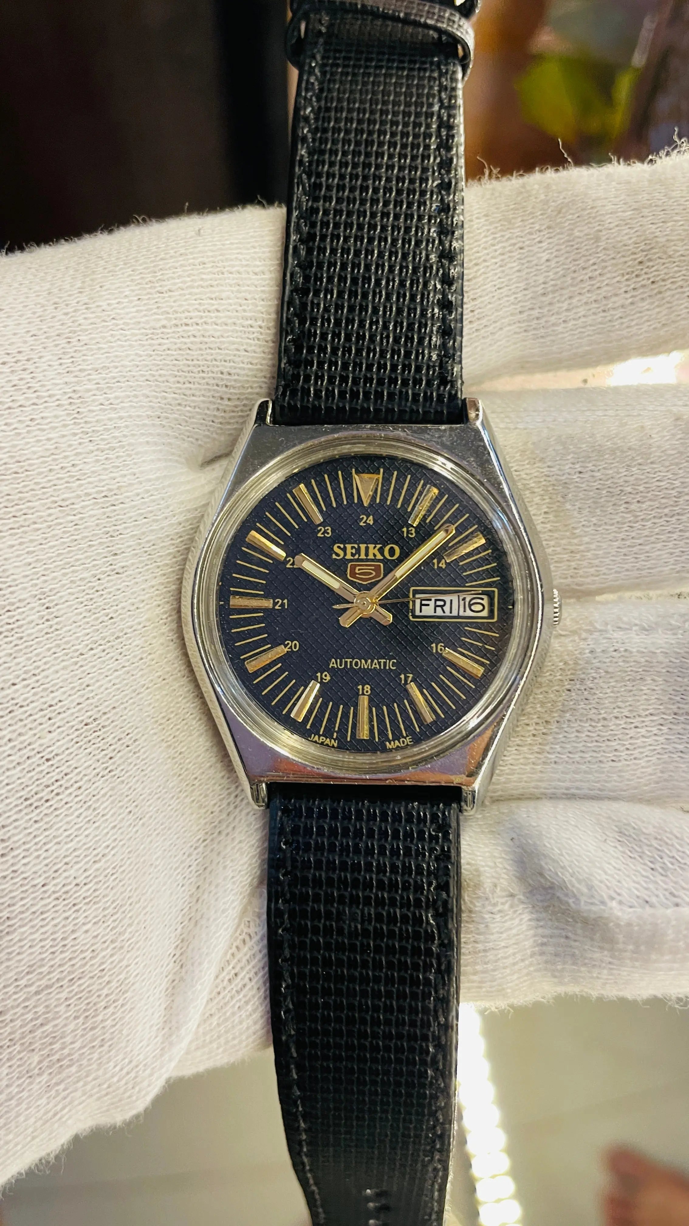 Seiko 5 Automatic Men’s Watch – Vintage Japan Model | Restored & Ready to Wear National Watches