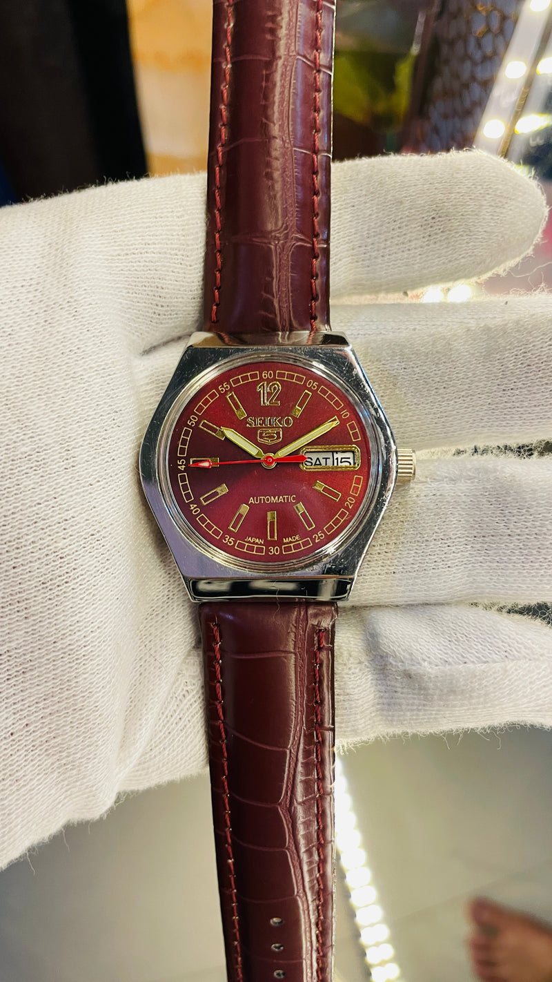 Seiko 5 Automatic Men’s Watch – Vintage Japan Model | Restored & Ready to Wear
