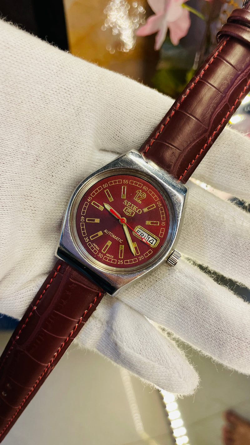 Seiko 5 Automatic Men’s Watch – Vintage Japan Model | Restored & Ready to Wear