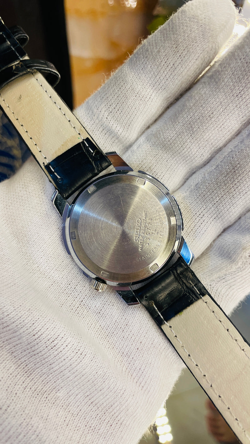 Seiko 5 Automatic Men’s Watch – Vintage Japan Model | Restored & Ready to Wear