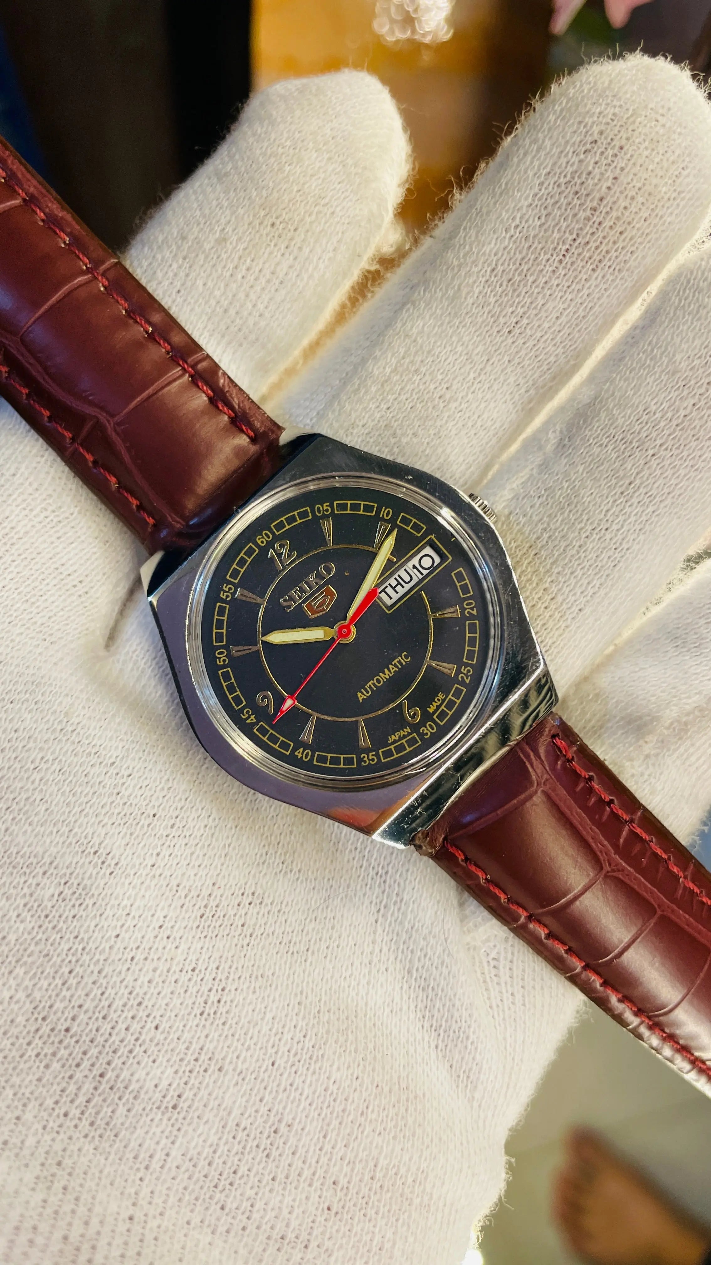 Seiko 5 Automatic Men’s Watch – Vintage Japan Model | Restored & Ready to Wear National Watches