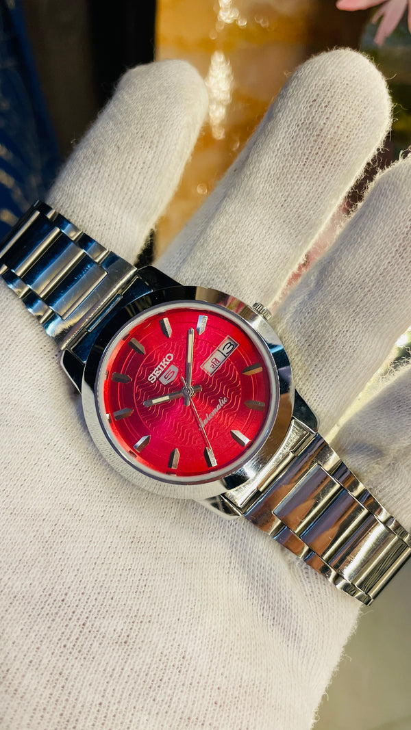 Seiko 5 Automatic Men’s Watch – Vintage Japan Model | Restored & Ready to Wear