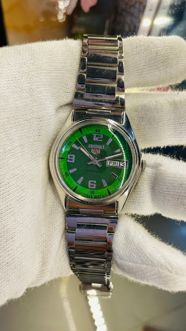 Seiko 5 Automatic Men’s Watch – Vintage Japan Model | Restored & Ready to Wear