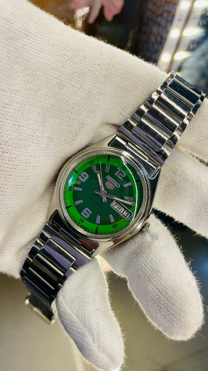 Seiko 5 Automatic Men’s Watch – Vintage Japan Model | Restored & Ready to Wear