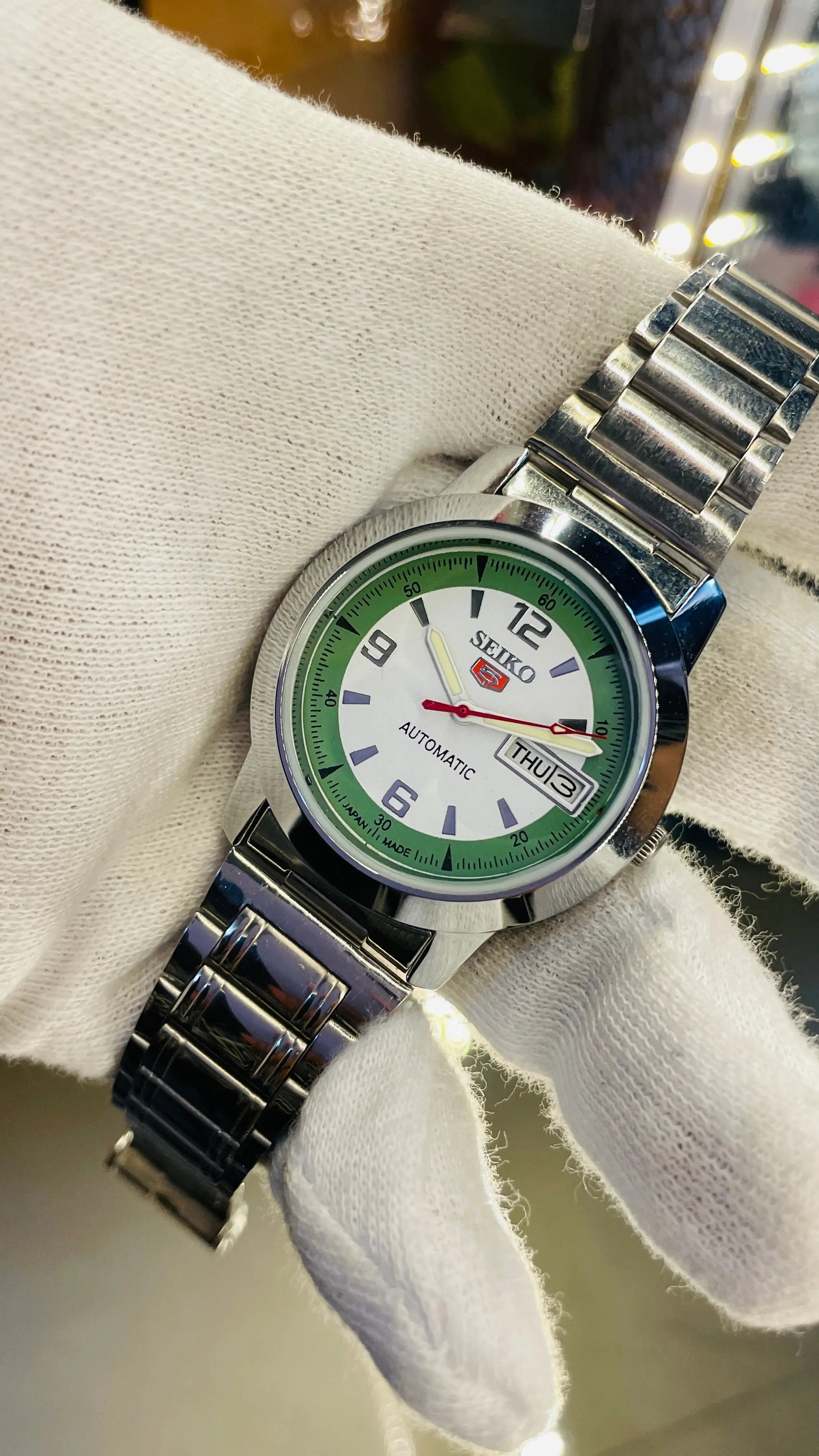 Seiko 5 Automatic Men’s Watch – Vintage Japan Model | Restored & Ready to Wear National Watches
