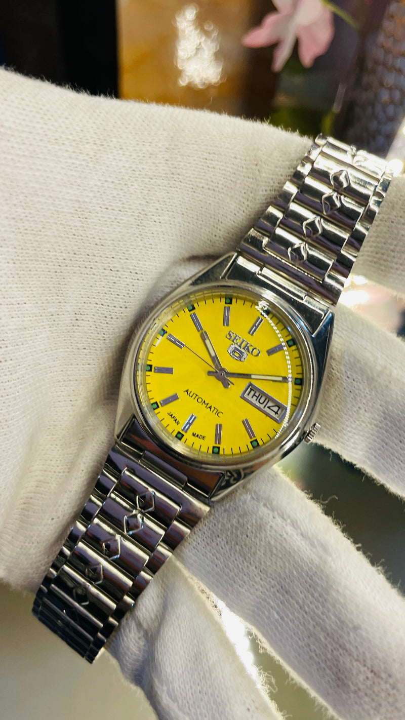 Seiko 5 Automatic Men’s Watch – Vintage Japan Model | Restored & Ready to Wear