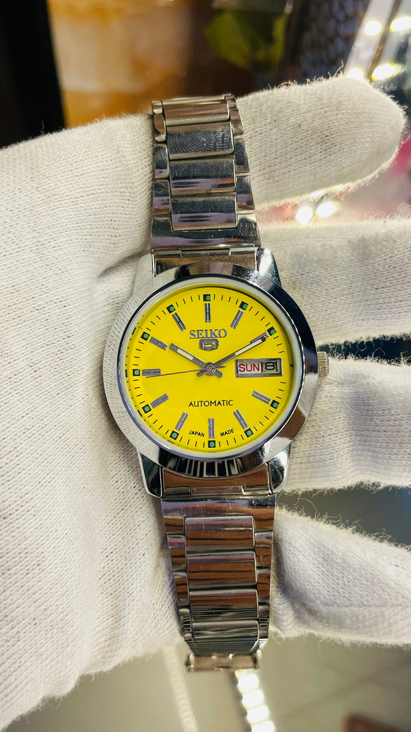 Seiko 5 Automatic Men’s Watch – Vintage Japan Model | Restored & Ready to Wear