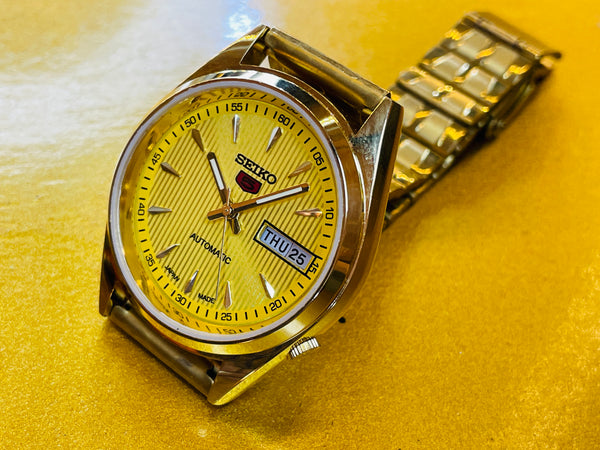 Seiko 5 Black Dial Automatic Vintage Watch