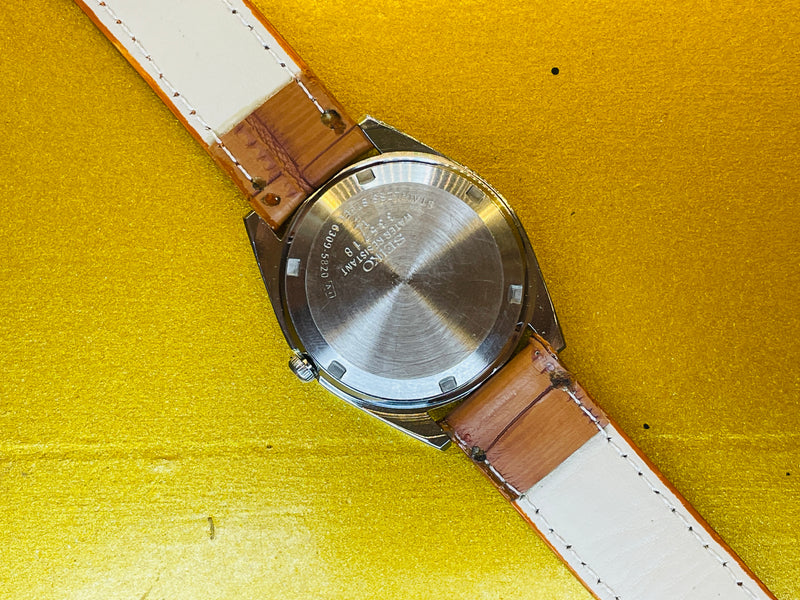 VINTAGE REFURBISHED SEIKO 5 AUTOMATIC JAPAN MENS DAY DATE WATCH