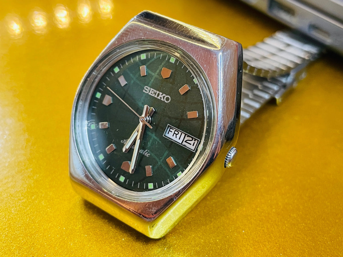 Seiko 5 Black Dial Automatic Vintage Watch - National Watches