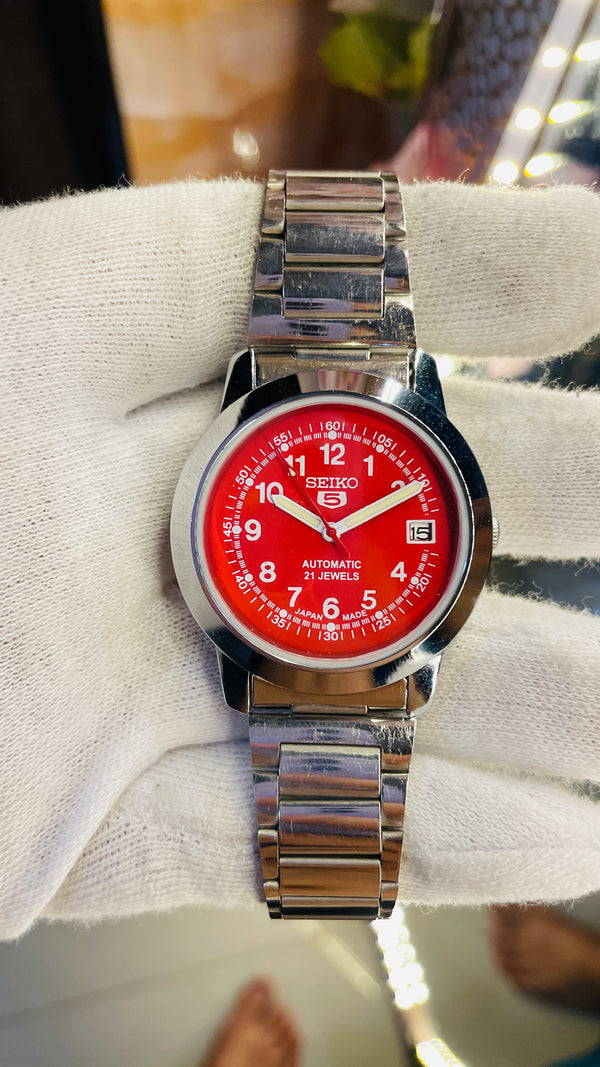 Seiko 5 Automatic Men’s Watch – Vintage Japan Model | Restored & Ready to Wear