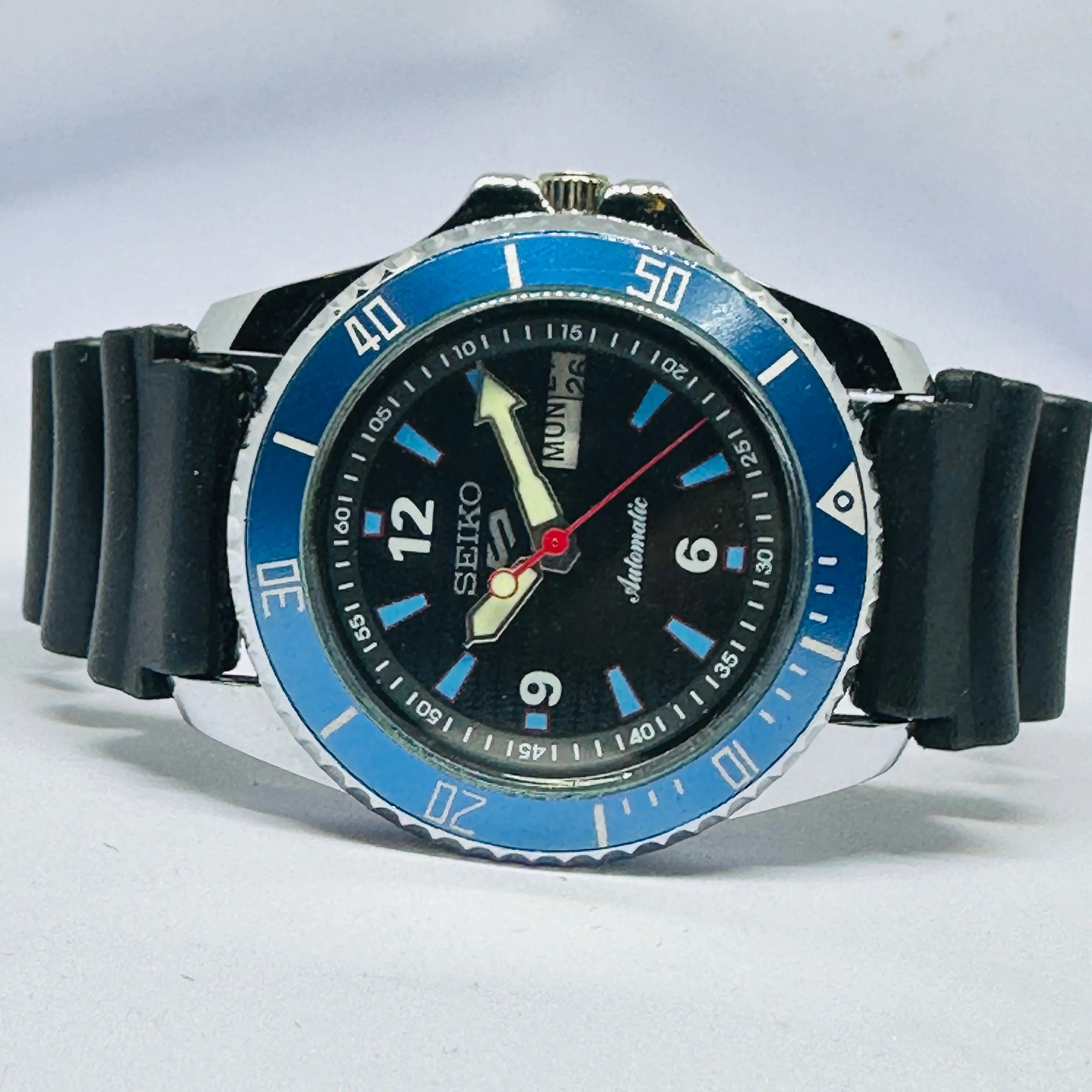 Seiko 5 Sports Automatic Watch – Refurbished Vintage | Japan-Made Men’s Timepiece National Watches