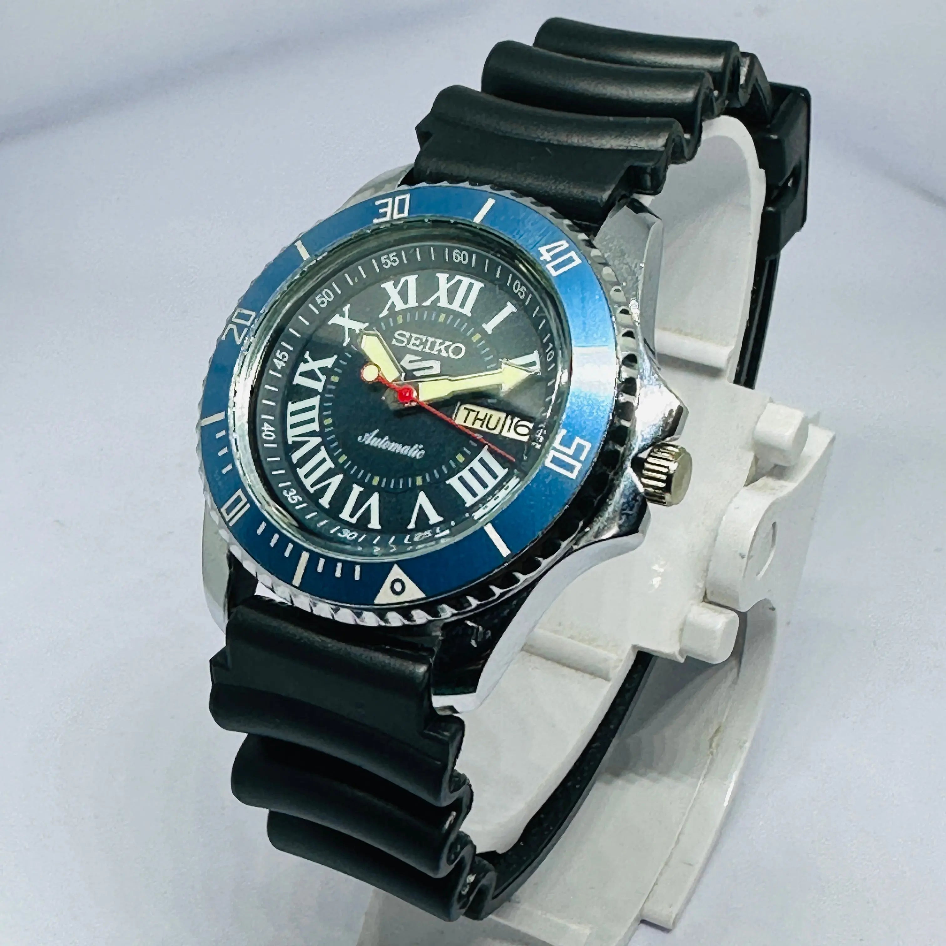 Seiko 5 Sports Automatic Watch – Refurbished Vintage | Japan-Made Men’s Timepiece National Watches