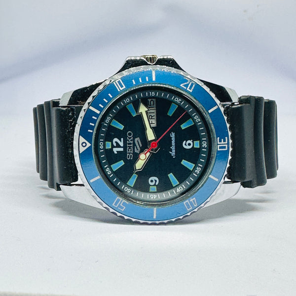 Seiko 5 Sports Automatic Watch – Refurbished Vintage | Japan-Made Men’s Timepiece