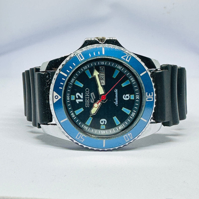 Seiko 5 Sports Automatic Watch – Refurbished Vintage | Japan-Made Men’s Timepiece