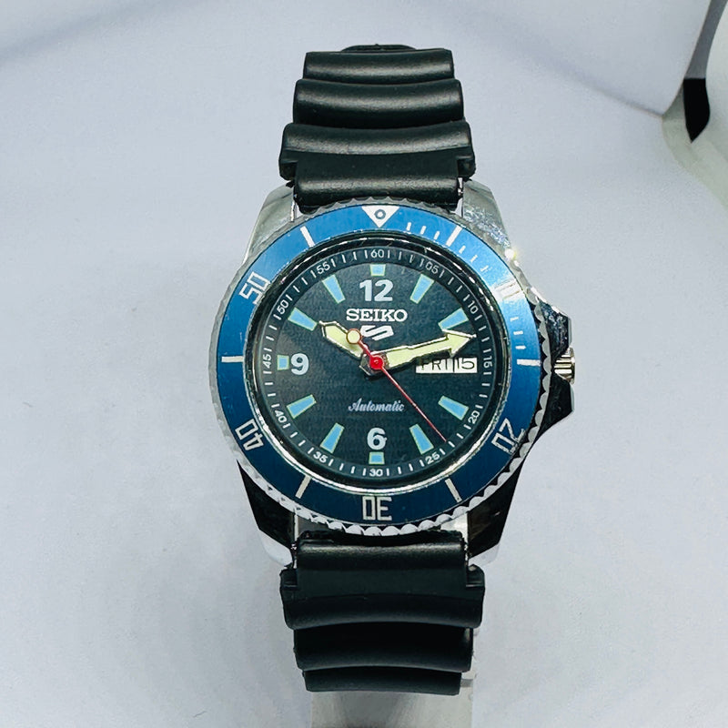 Seiko 5 Sports Automatic Watch – Refurbished Vintage | Japan-Made Men’s Timepiece