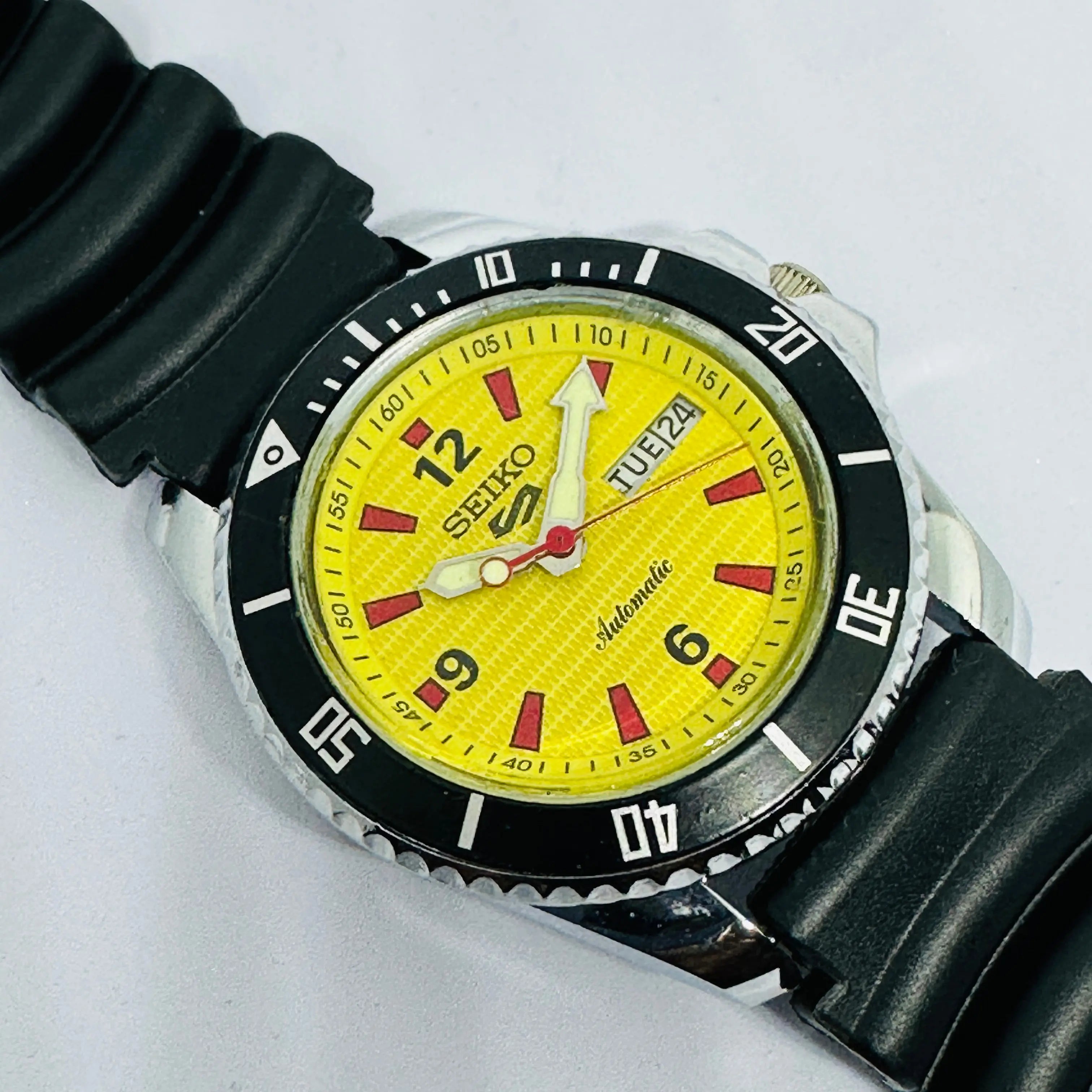 Seiko 5 Sports Automatic Watch – Refurbished Vintage | Japan-Made Men’s Timepiece National Watches