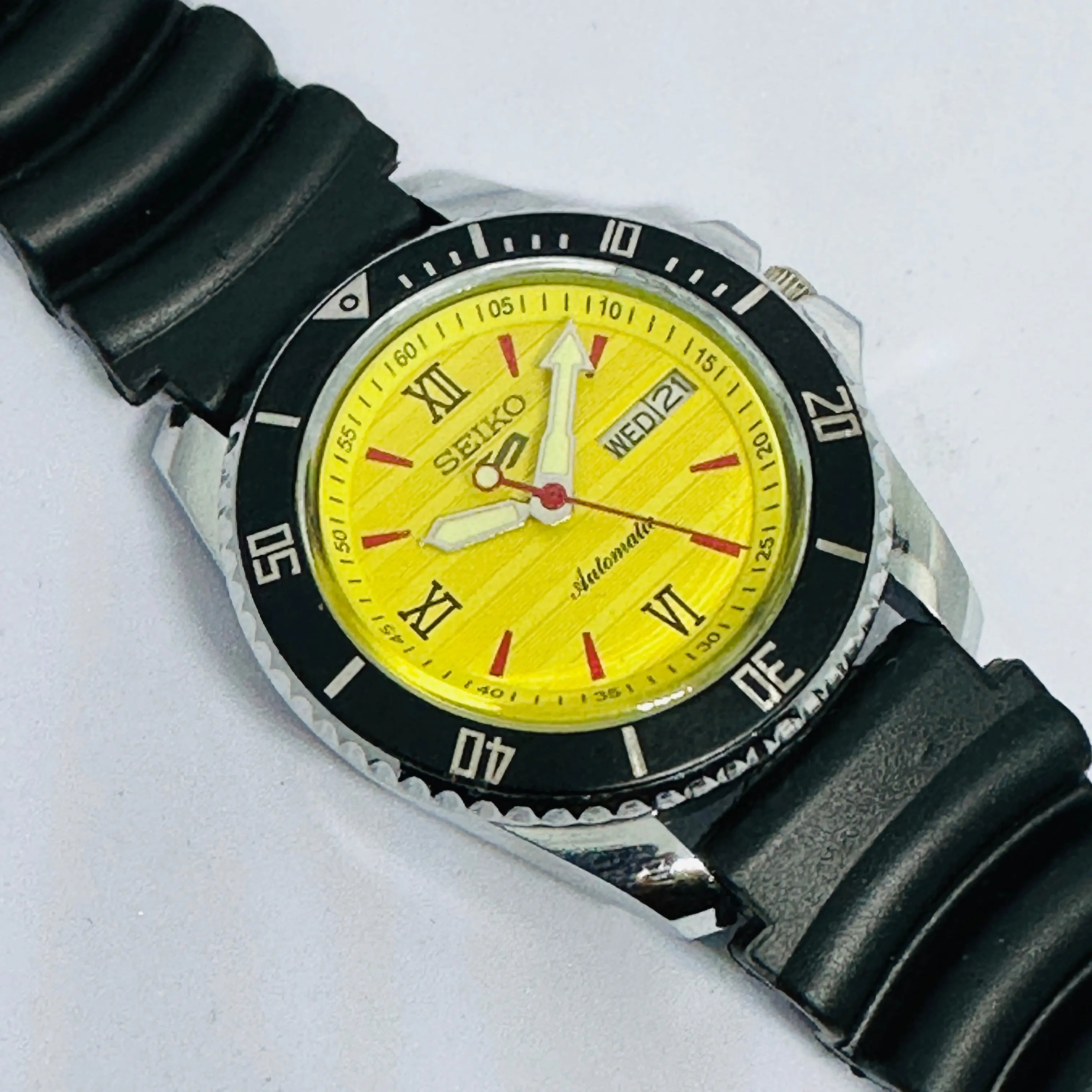 Seiko 5 Sports Automatic Watch – Refurbished Vintage | Japan-Made Men’s Timepiece National Watches