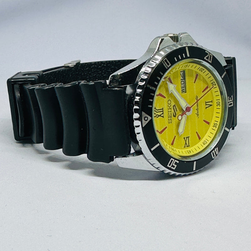 Seiko 5 Sports Automatic Watch – Refurbished Vintage | Japan-Made Men’s Timepiece