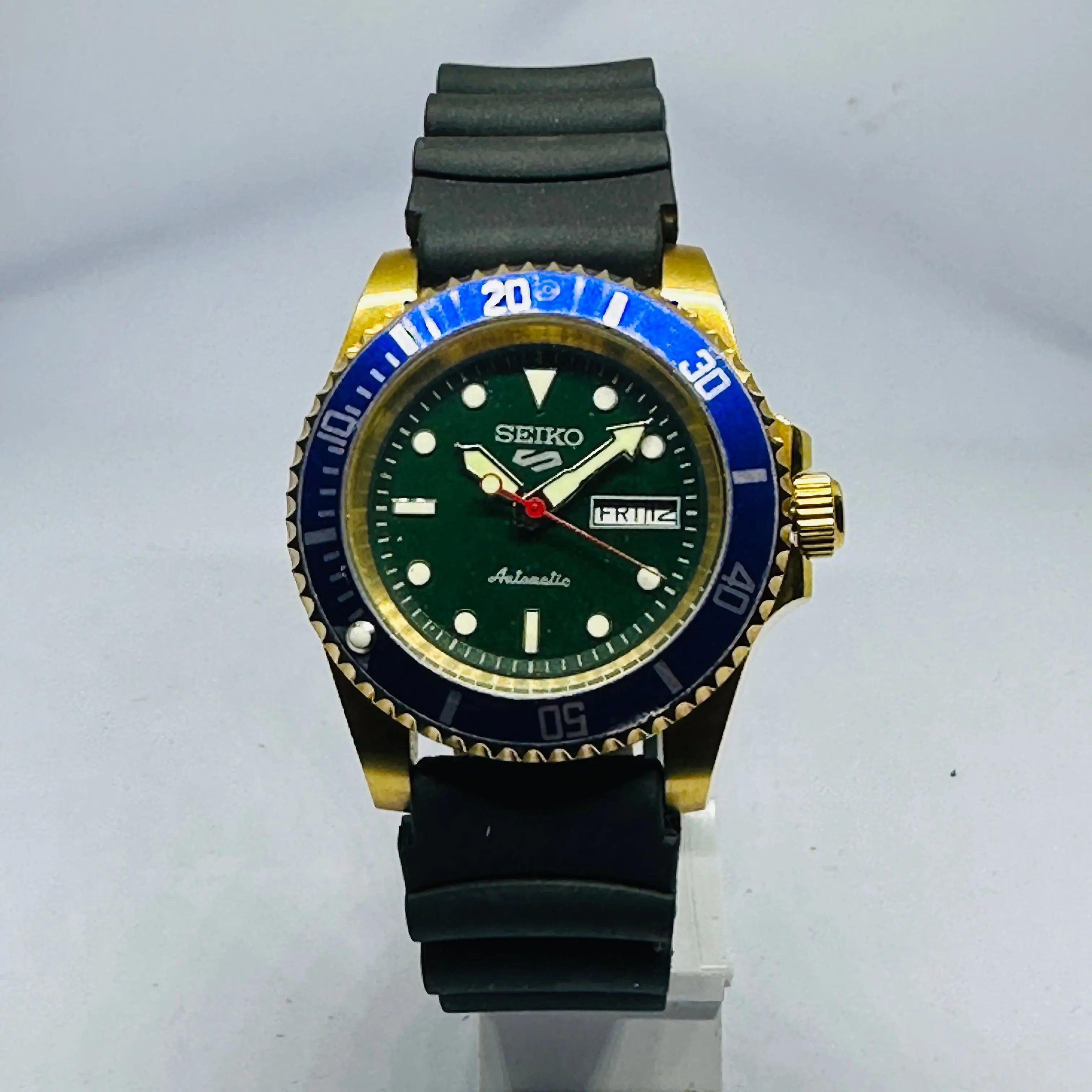 Seiko 5 Sports Automatic Watch – Refurbished Vintage | Japan-Made Men’s Timepiece National Watches