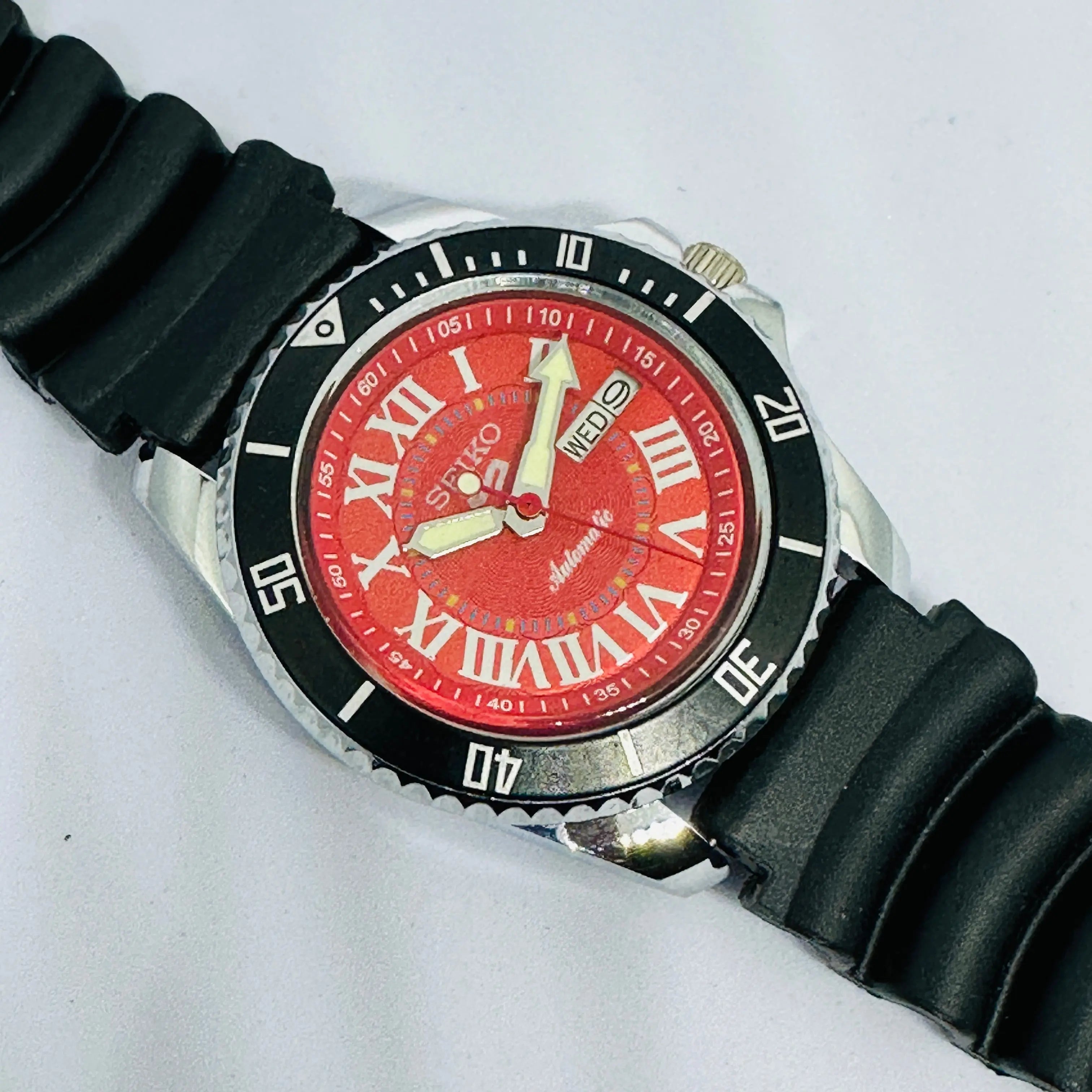 Seiko 5 Sports Automatic Watch – Refurbished Vintage | Japan-Made Men’s Timepiece National Watches