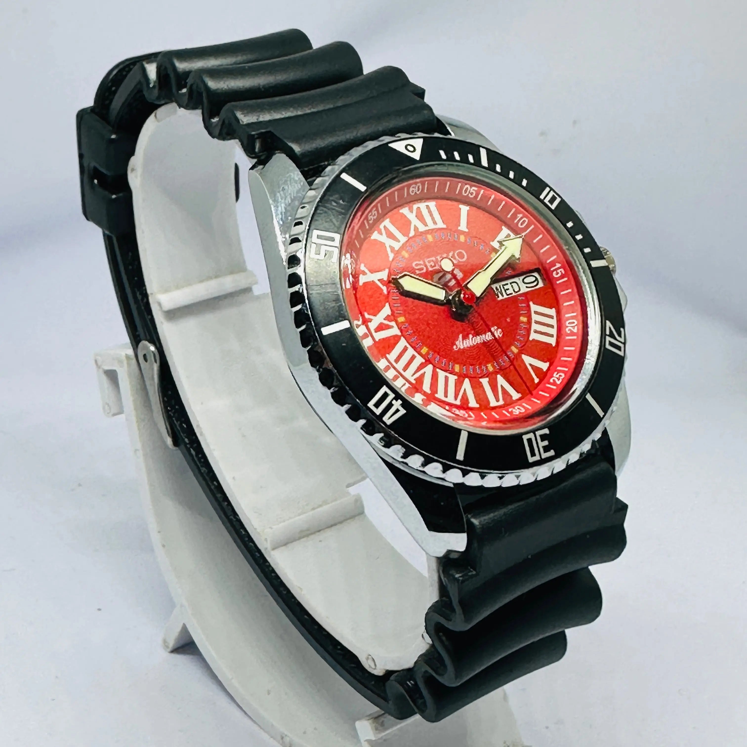 Seiko 5 Sports Automatic Watch – Refurbished Vintage | Japan-Made Men’s Timepiece National Watches